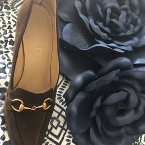 Gucci suede loader style heels